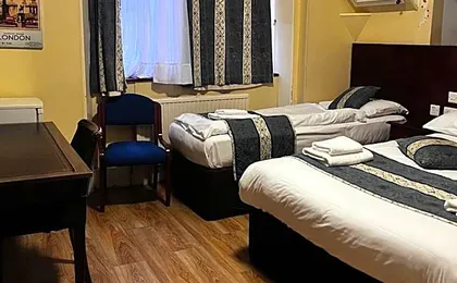 Dolphin Hotel