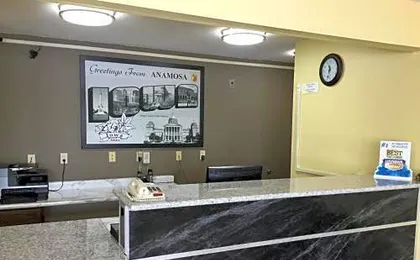 Circle S Motel