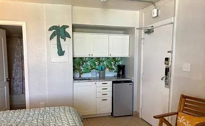 Daytona Beach Hawaiian Inn