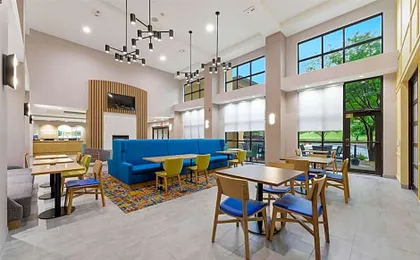 Hampton Inn & Suites Woodstock