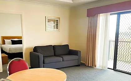 Turners Vineyard Motel
