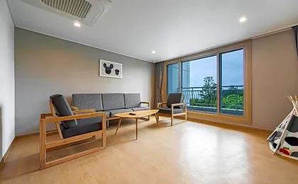 Heyy Seogwipo Hotel