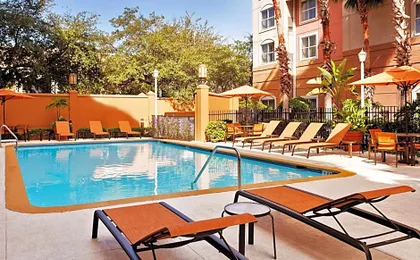 Courtyard by Marriott Tampa Downtown