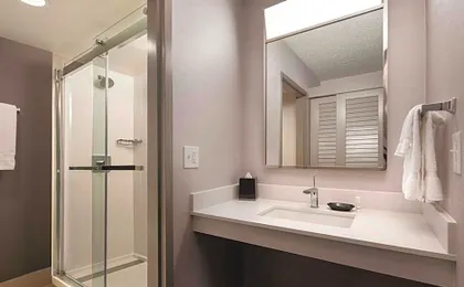 Courtyard by Marriott Fresno