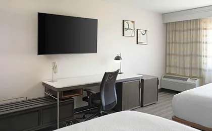 Courtyard by Marriott Detroit Utica