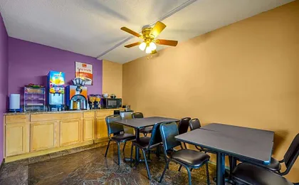 Econo Lodge Decatur South