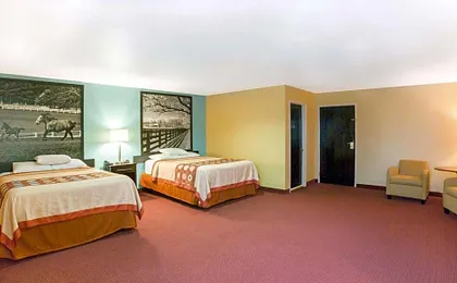 Super 8 by Wyndham Richmond