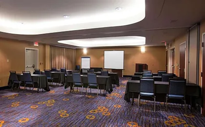 Courtyard by Marriott Fayetteville
