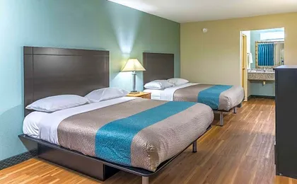 Motel 6-Kenly, NC