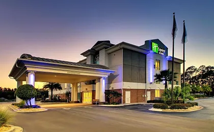 Holiday Inn Express & Suites Jacksonville North - Fernandina by IHG