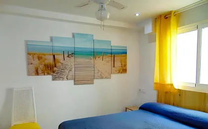 Precioso piso en Cabanyal junto playa Las Arenas
