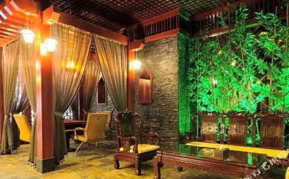 Palace Wingoal Grand Hotel