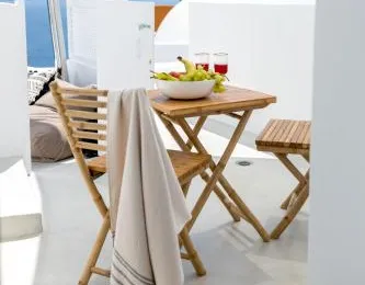 Delta Suites