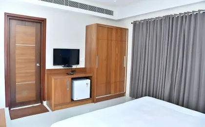 Navaratna Inn A Luxury Hotel