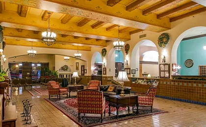Hassayampa Inn