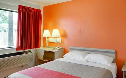 Motel 6 Gulfport, MS Airport
