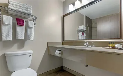 Best Western Plus Winnipeg West
