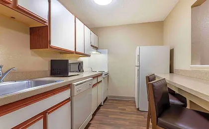 Extended Stay America Select Suites - Memphis - Cordova