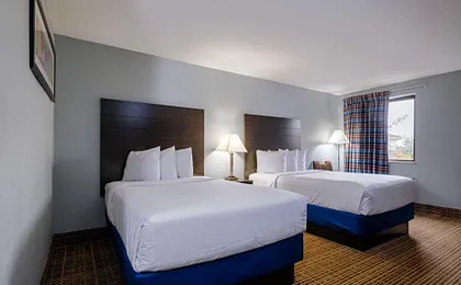 Baymont by Wyndham Louisville Airport South