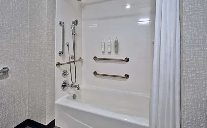 Hampton Inn by Hilton Paris