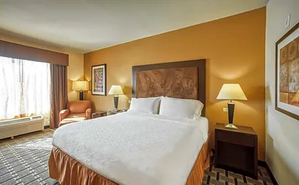 Holiday Inn Express and Suites Beeville By IHG