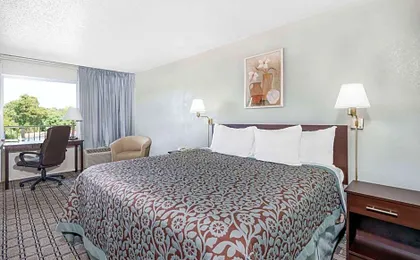 Days Inn by Wyndham St Clairsville