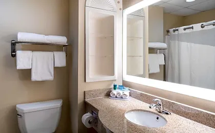 Holiday Inn Express Hotel & Suites Ashland By IHG