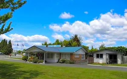 Fairy Springs Motel