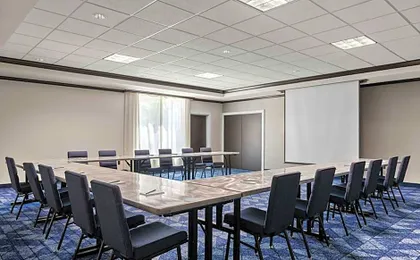 Courtyard by Marriott Evansville East