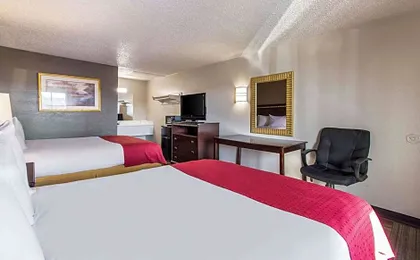 Rodeway Inn Near Hall of Fame