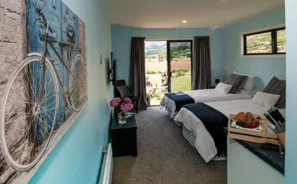 Glenorchy Peaks Bed and Breakfast