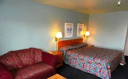 Applegate Inn