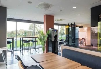 B&B HOTEL Laval Ouest
