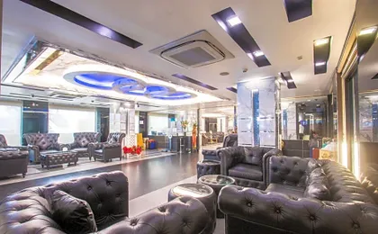 Gusto Pratunam Hotel