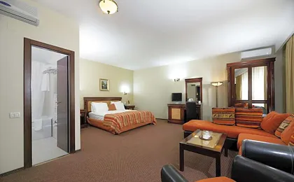 Atrium Hotel Ateneu City Center