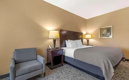 Quality Inn & Suites Groesbeck North