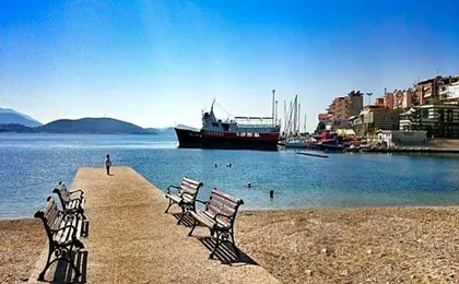 Titania Hotel