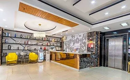 V8 Hotel