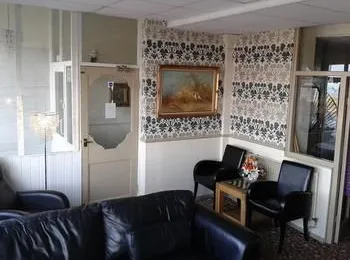 Oakwell Hotel