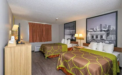 Super 8 by Wyndham Smithville/Kansas City