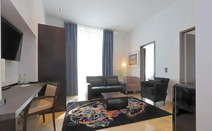 DEVIN Art Hotel