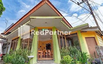 Nafisa Homestay Syariah Near Jatim Park 3 Batu Mitra RedDoorz