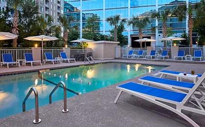 Holiday Inn Express & Suites Charleston DWTN - Medical CTR by IHG