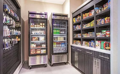 La Quinta Inn & Suites by Wyndham Dallas Plano - The Colony