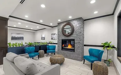 La Quinta Inn & Suites by Wyndham Auburn