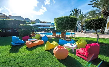 Suites hôtel les charmilles & spa