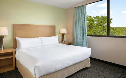 Embassy Suites By Hilton Hotel Tampa-Airport/Westshore
