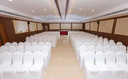 Navaratna Inn A Luxury Hotel