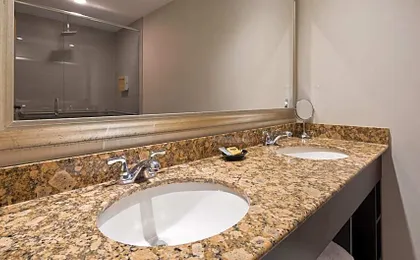 Best Western Plus Ambassador Suites Venice