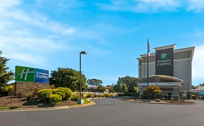 Holiday Inn Express Hotels- Hampton By IHG